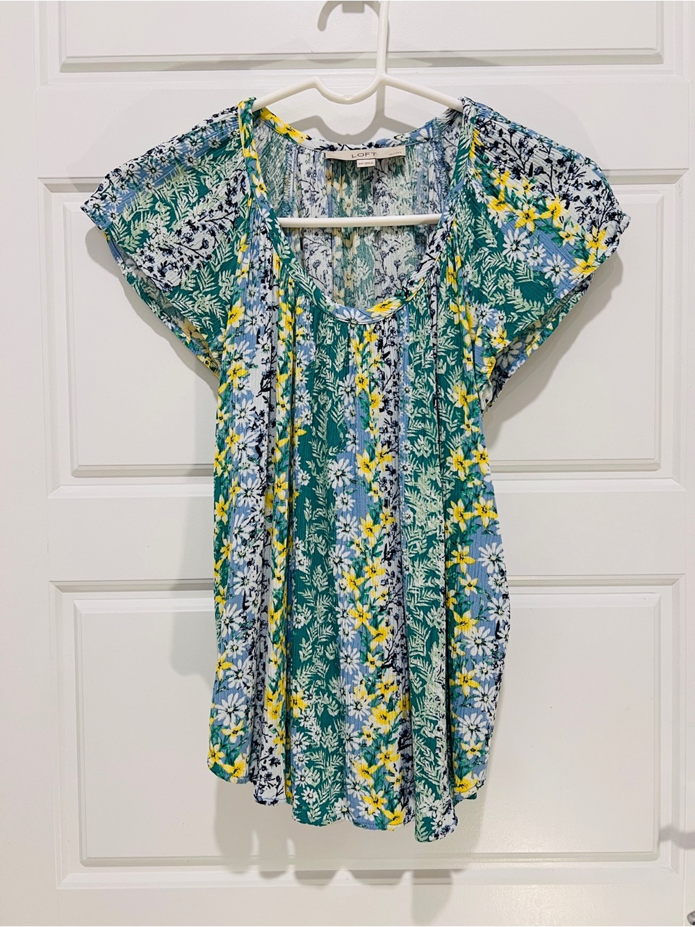 LOFT Floral Print Top